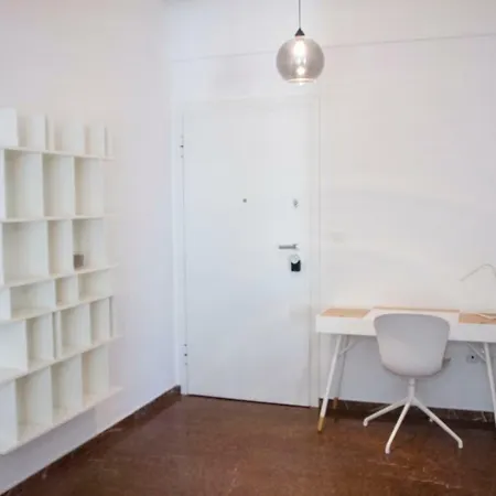Stylish 2 Bedroom Διαμέρισμα